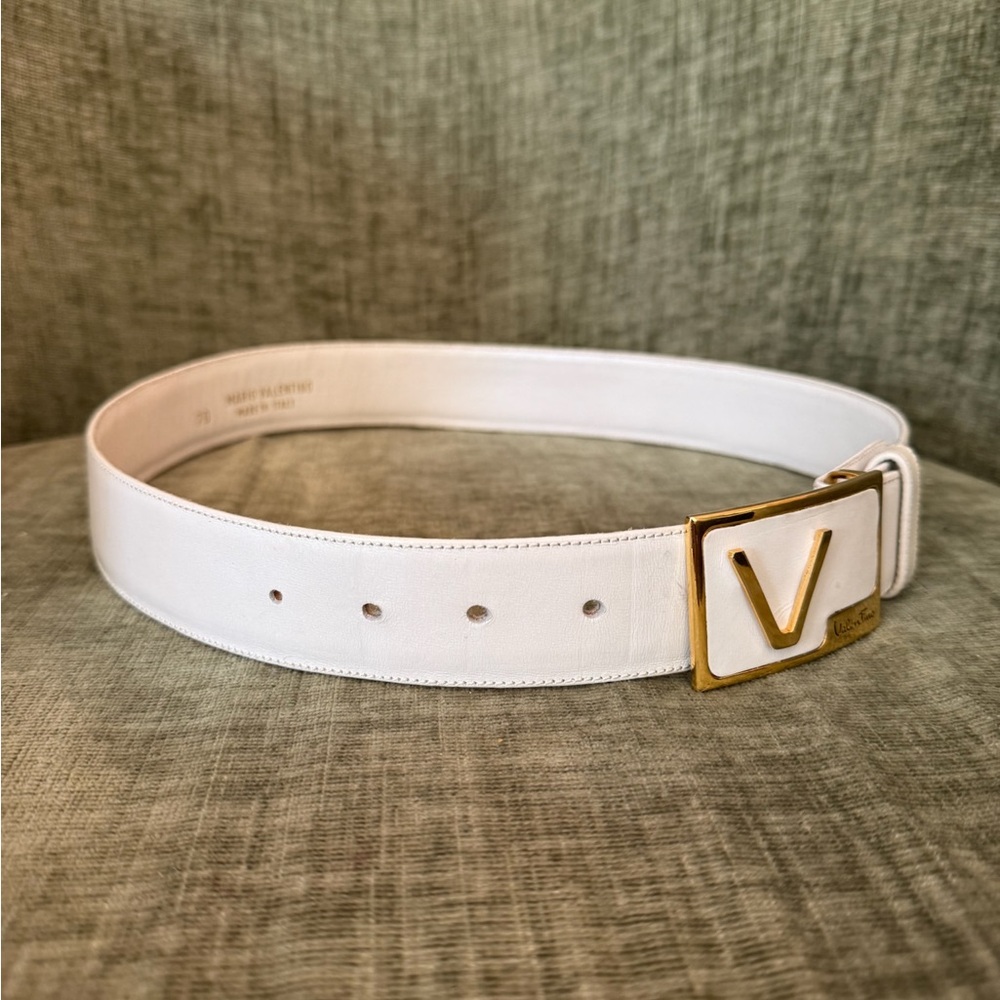 Valentino White Leather Belt with Gold Accent - Picture 3 of 8